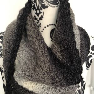 Blooming Cowl Pattern images