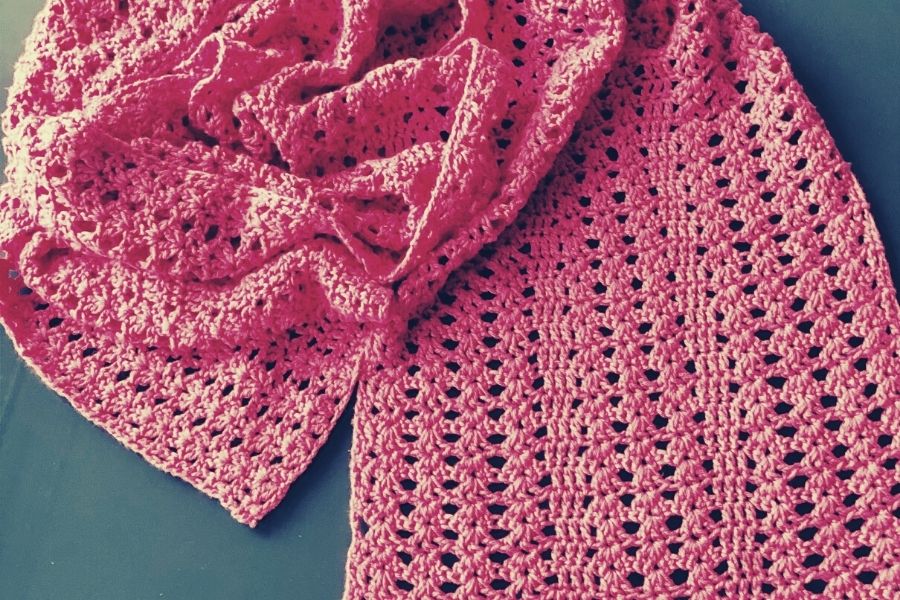 Beginner crochet scarf pattern 