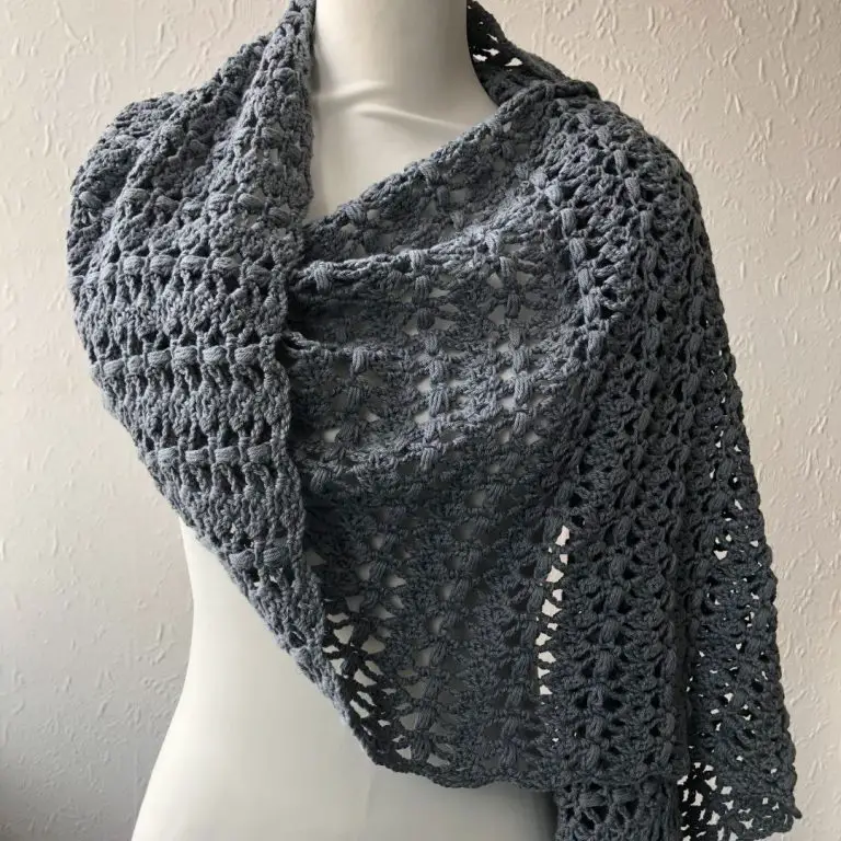 Joanne – simple modern crochet rectangle shawl pattern