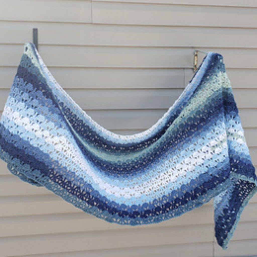 Summer lace crochet shawl pattern, Narcissus