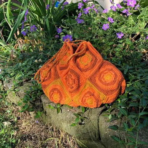 Simple Granny Square Crochet Handbag - Harmony Handbag