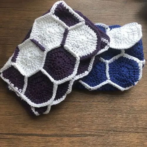 Crochet Clutch Purse Pattern - Blockbuster Clutch