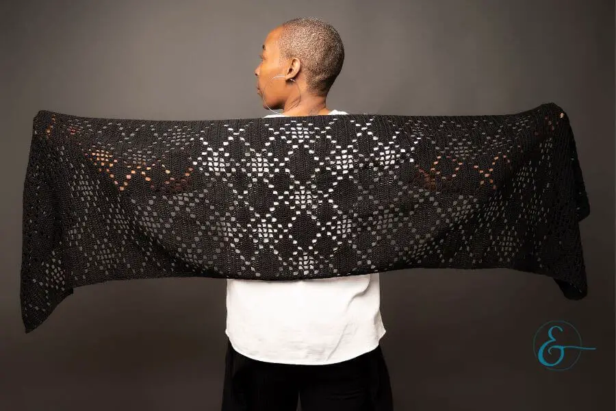Vivian Filet Crochet Wrap Pattern It's a Wrap